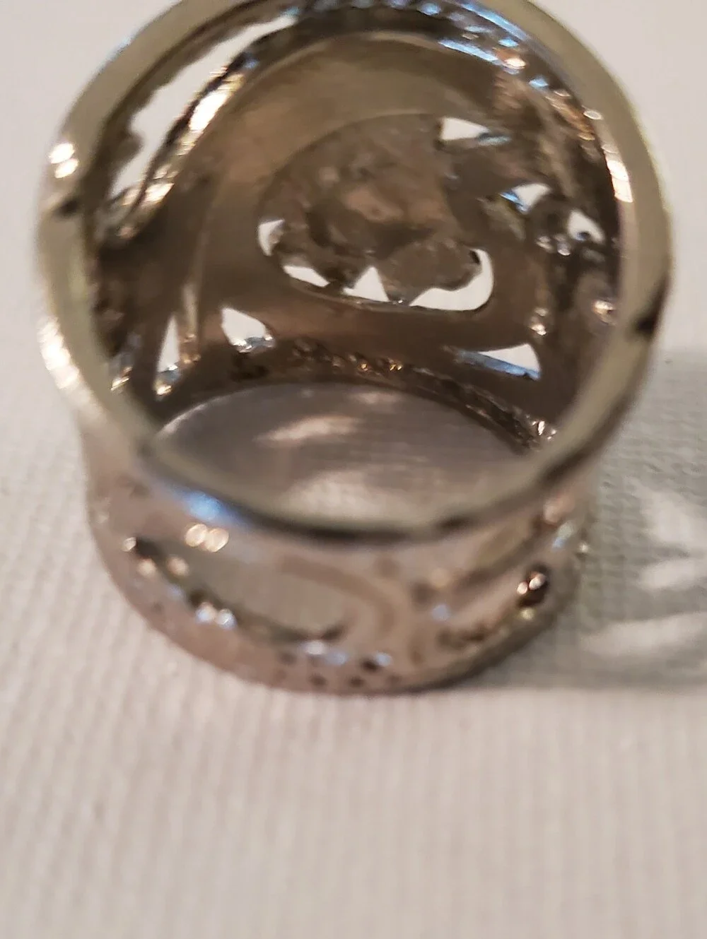 Faux Silver Floral Statement Ring with Teal Blue Crystals‎ Size 7 NWOT